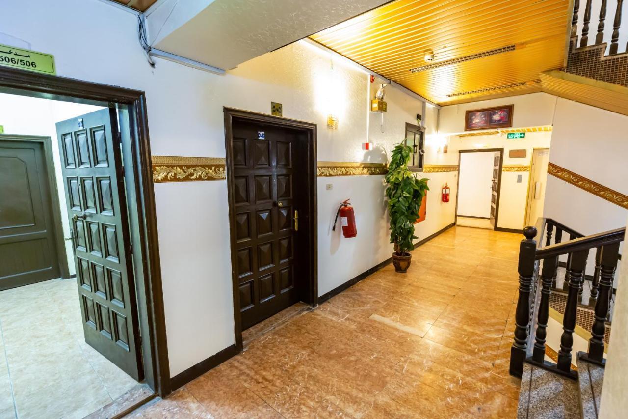 Al Eairy Furnished Apartments- Jeddah 1 Exterior photo