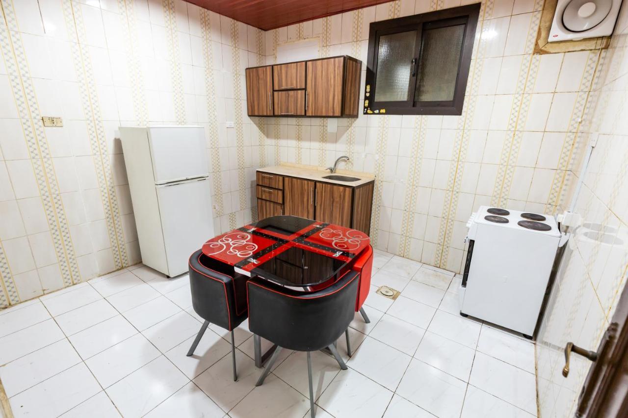 Al Eairy Furnished Apartments- Jeddah 1 Exterior photo